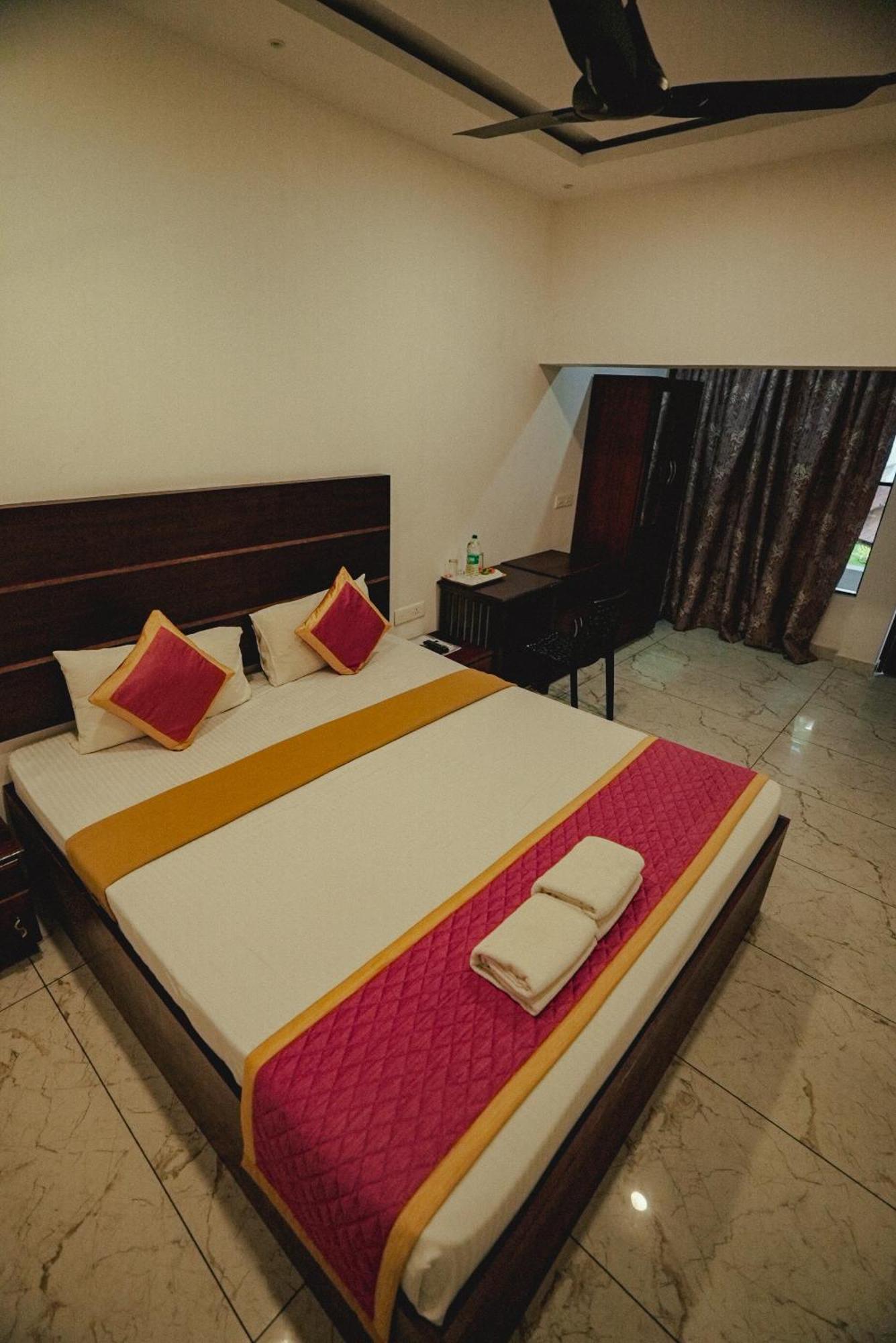 Clafouti Beach Resort - A Seafacing Resort Varkala Eksteriør billede