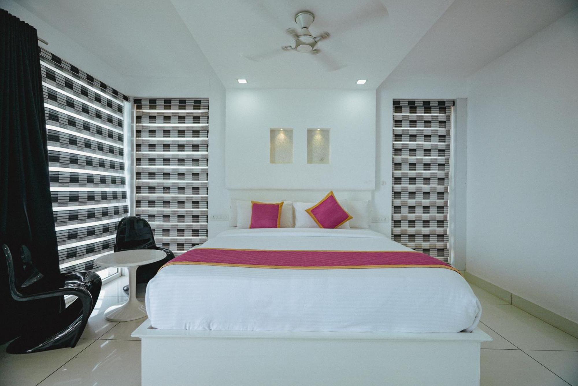 Clafouti Beach Resort - A Seafacing Resort Varkala Eksteriør billede